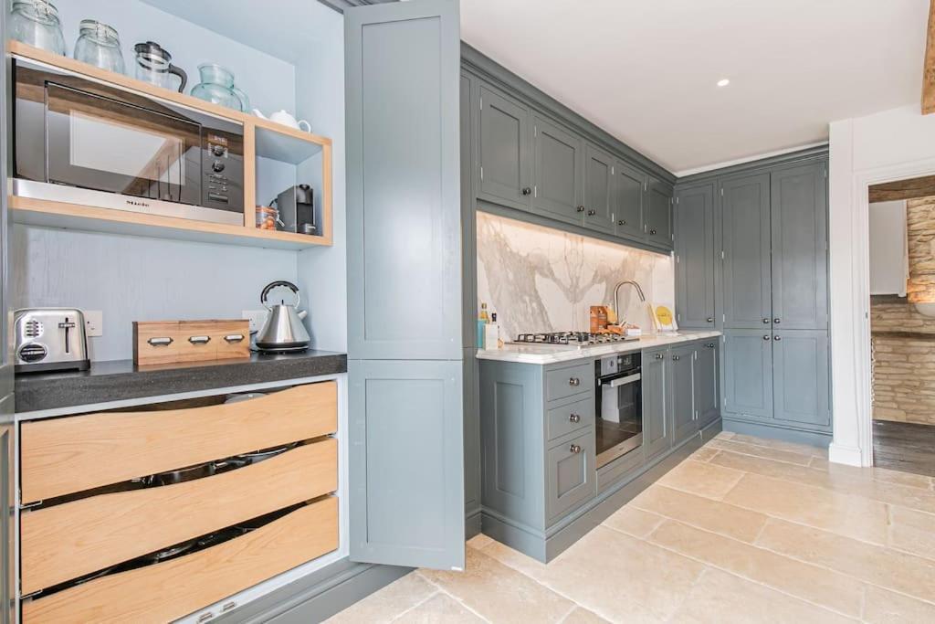 Oxfordshire Living - The Vanbrugh Apartment - Woodstock Extérieur photo
