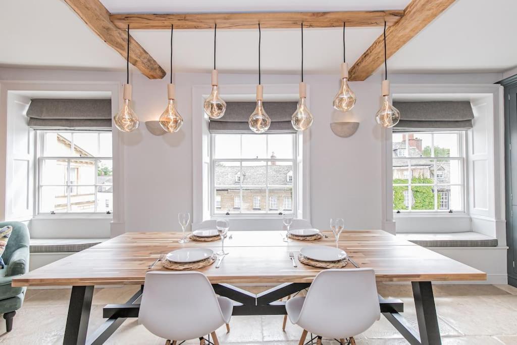 Oxfordshire Living - The Vanbrugh Apartment - Woodstock Extérieur photo
